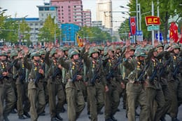 Опасното разширяване на войната. Как севернокорейската армия се озова на фронта между Украйна и Русия