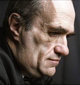Колъм Тойбин: Без уютни събития, без лесни преживявания, без неоспорима развръзка