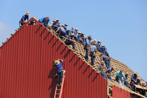 Работници на покрив
