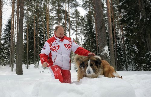 Владимир Путин с кучето Бъфи