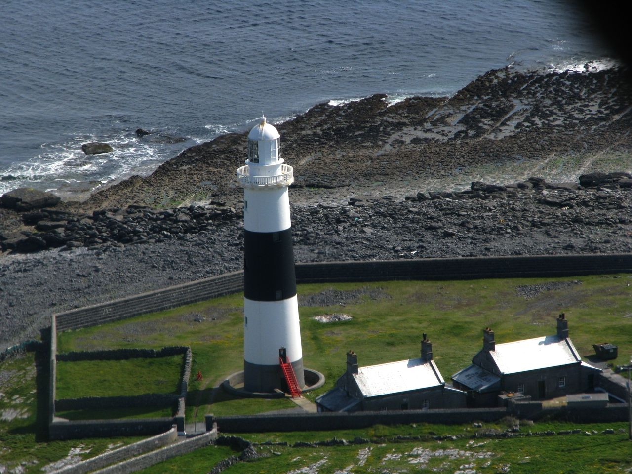 Остров Инишиър, острови Аран, Ирландия, май 2008 г.